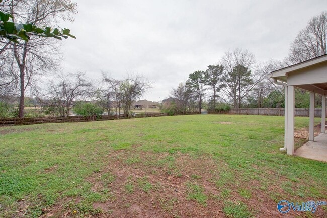 Building Photo - 2042 Rosebury Ln SW