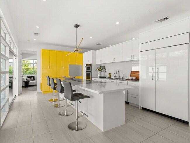 Building Photo - 48674 Vista Viejo Dr