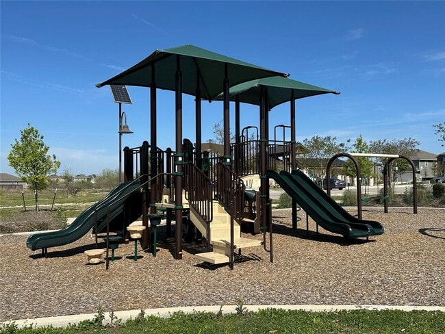 Building Photo - 19320 Forman Dr