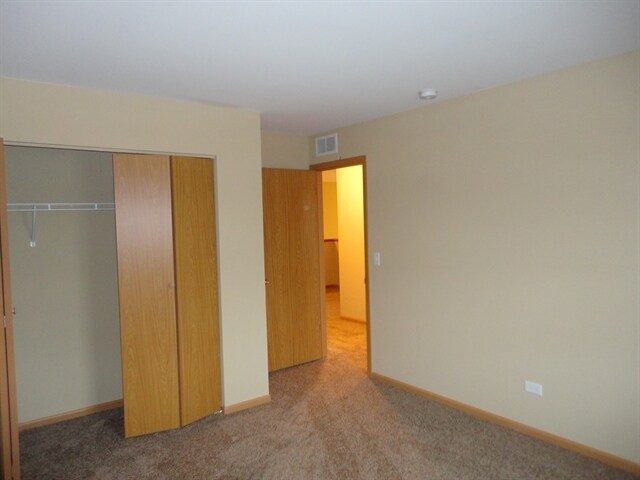 Building Photo - 1503 Bridgehampton Dr