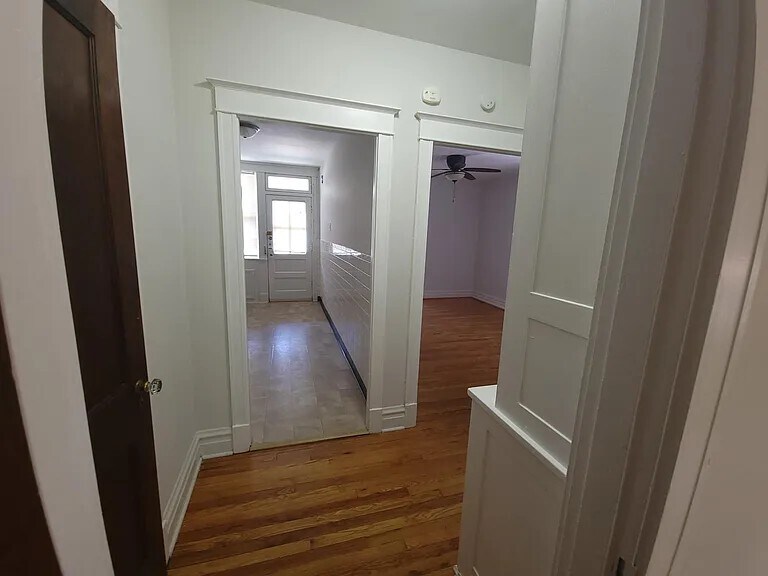 Building Photo - 6624 San Bonita Ave