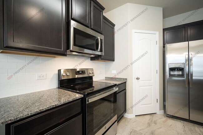 Building Photo - 7717 Hickman St