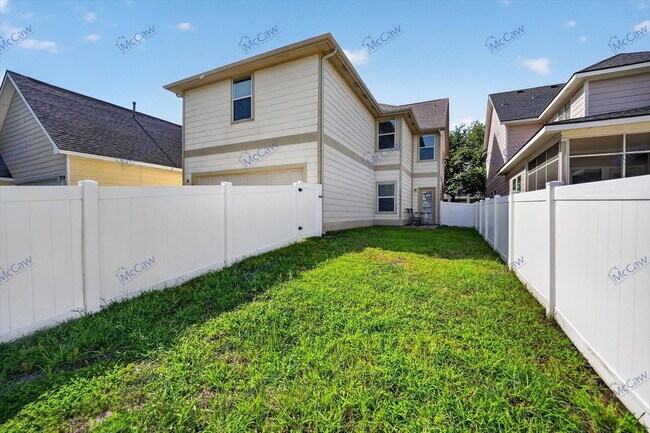 Building Photo - 1209 Chattahoochee