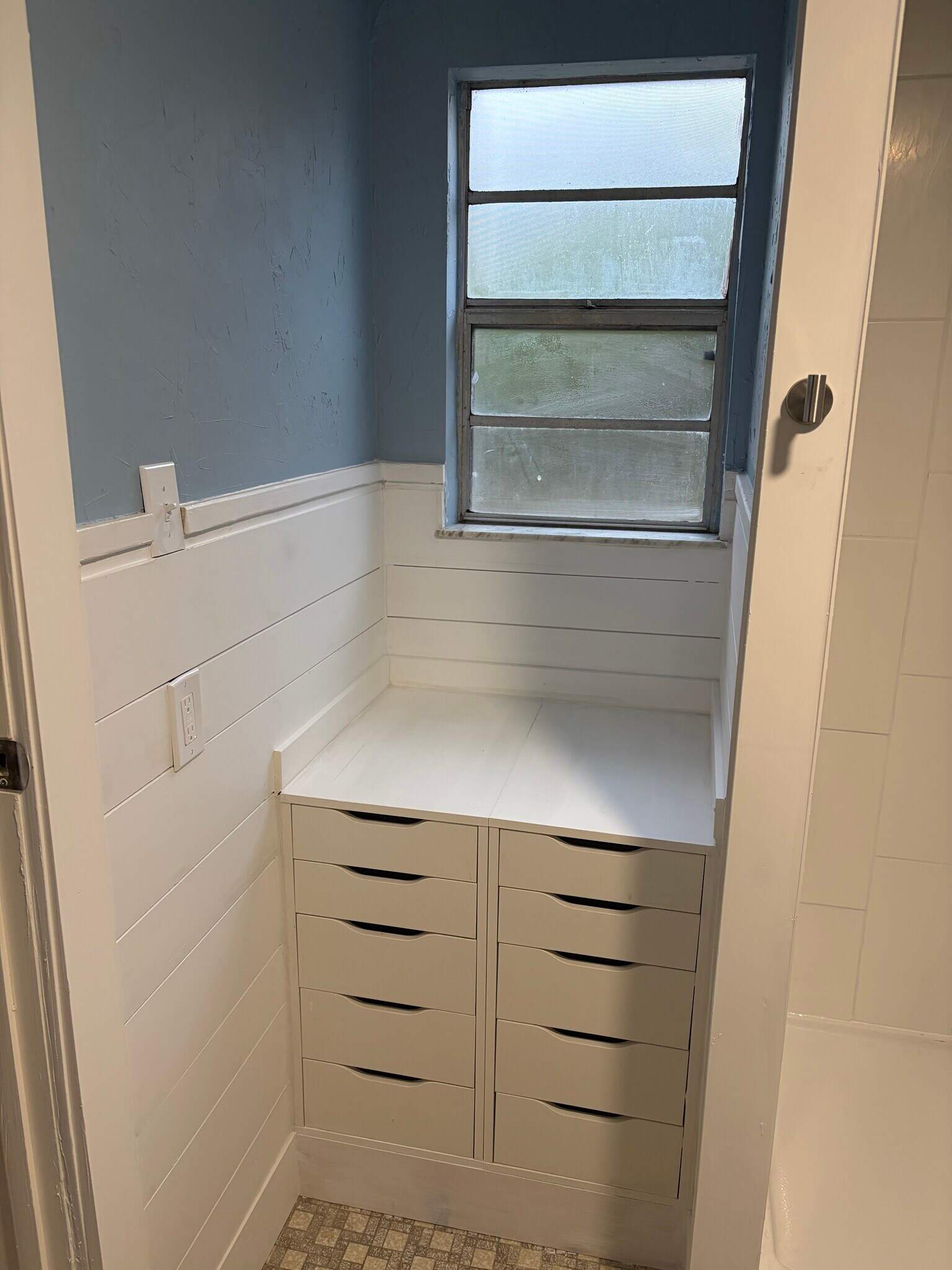 Building Photo - 5329 Cherry St