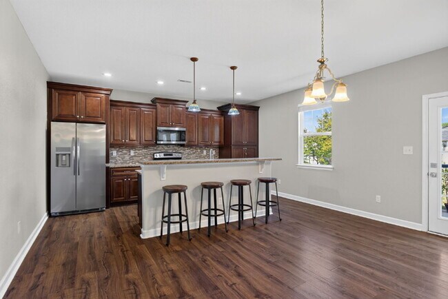 Building Photo - "Spacious 5-Bed featuring TWO PRIMARY SUITES with a beautiful backyard oasis in Norfolk!"