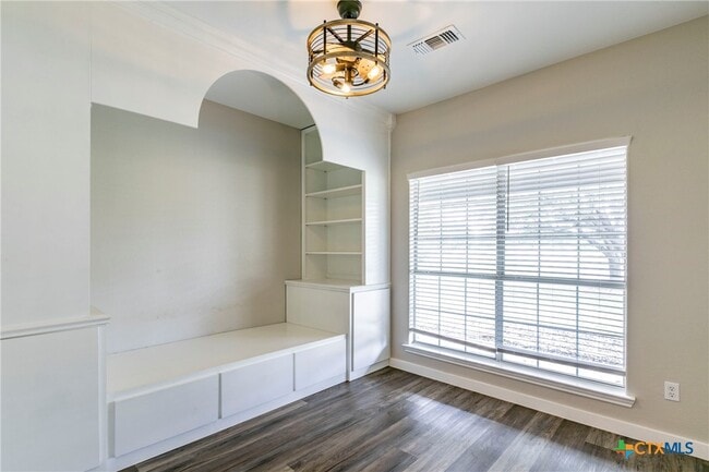 Building Photo - 14380 Spotted Horse Ln