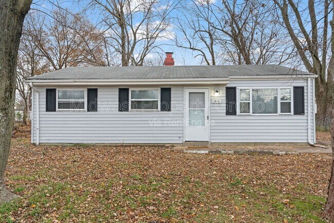 Building Photo - 1414 E Pitman Ave