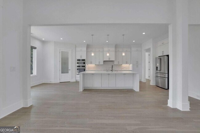 Building Photo - 2964 Old Peachtree Rd NE