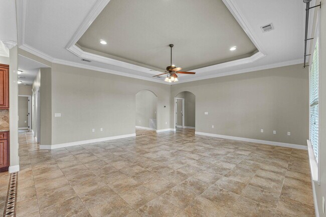 Building Photo - 4595 Hermosa Rd