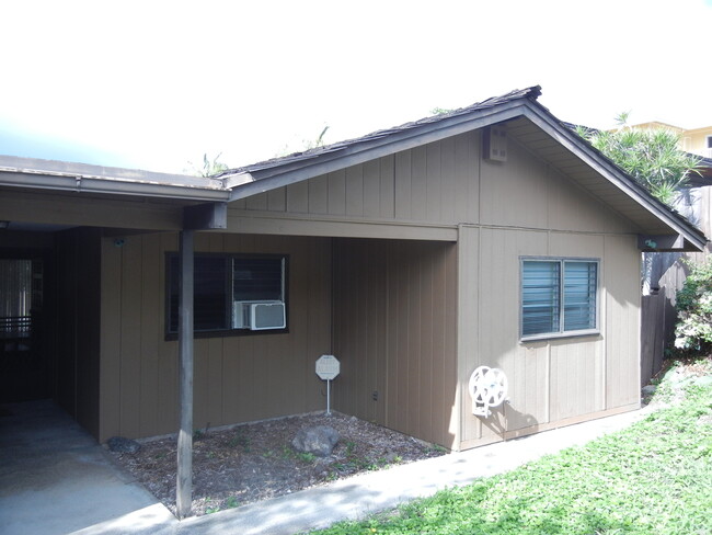 Primary Photo - 3 bedroom home with swimming pool - Kailua