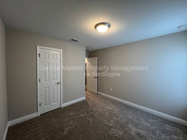 Building Photo - 2965 N 14th Ave