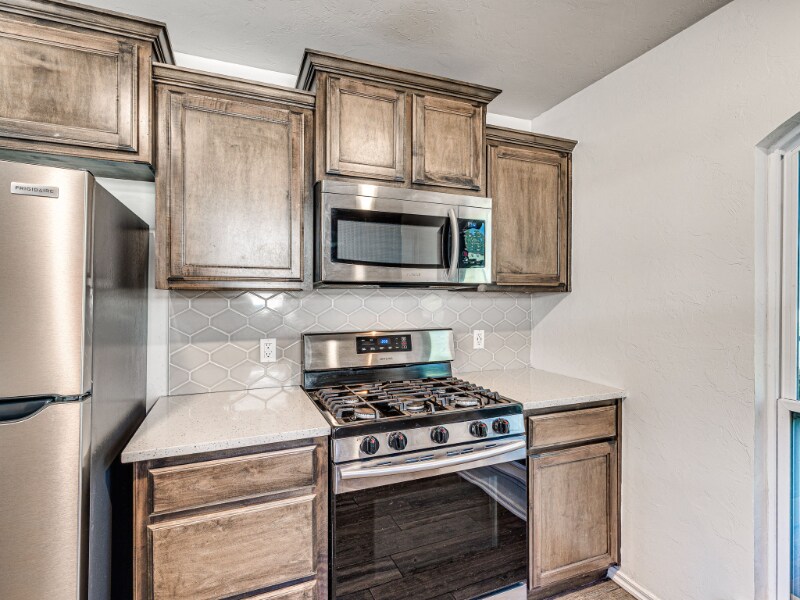 Building Photo - 3012 NW 184th Terrace