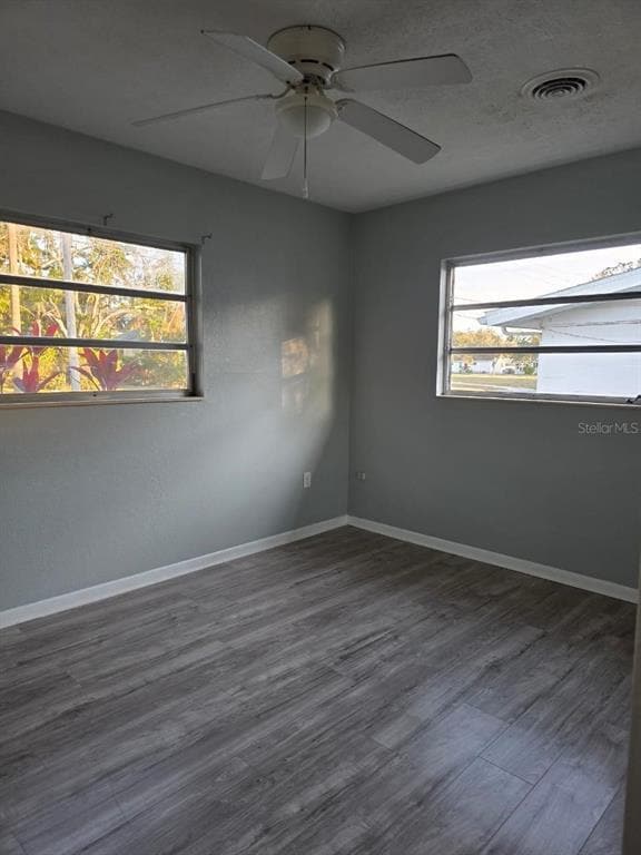 Building Photo - 1506 18th St W