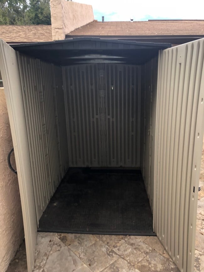 Building Photo - 7140 55th Ave N