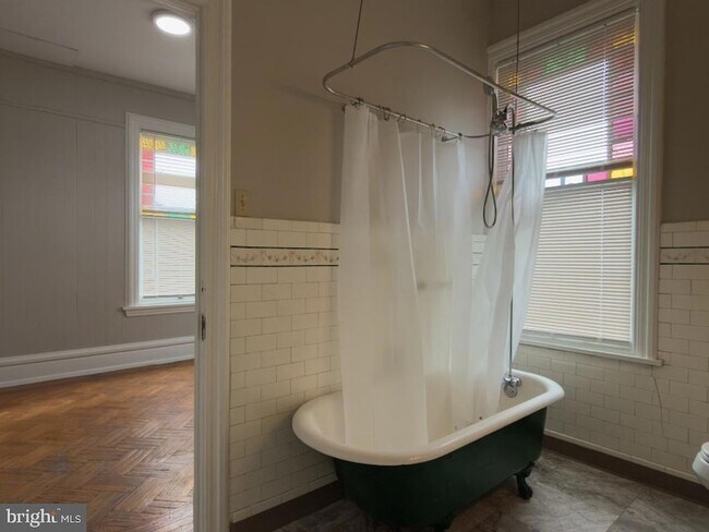 Building Photo - 2011 N 3rd St