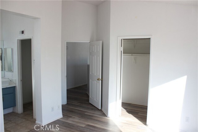 Building Photo - 44762 Shadowcrest Dr