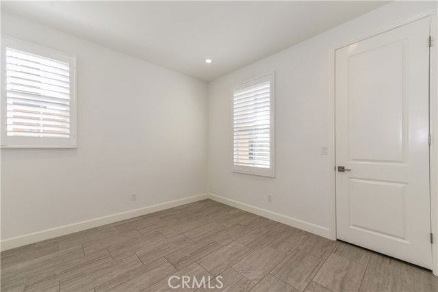 Building Photo - 58 Belfast