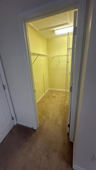 Building Photo - 9189 Camden Gardens St