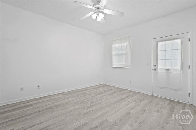 Building Photo - 400 Tibet Ave