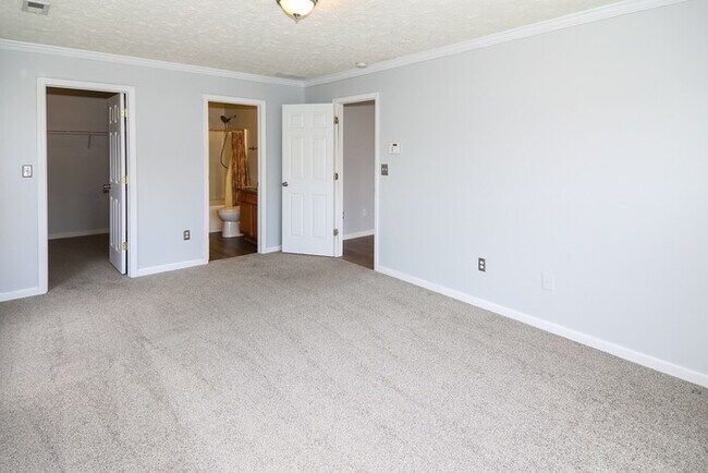 Building Photo - Fabulous Ranch In Highly Desirable Crossfield!