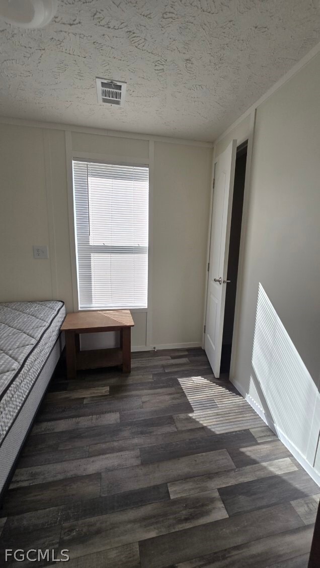 Building Photo - 4850 Pioneer 16th St