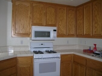 Building Photo - 331 Vistamont Dr