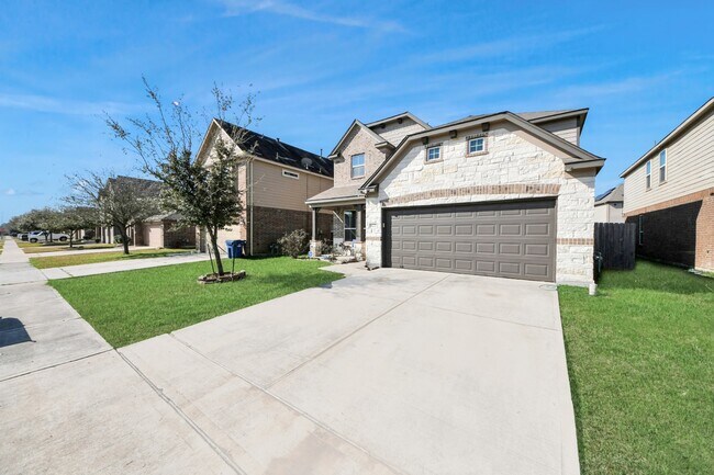 Building Photo - 8227 Pastel Dawn Trce