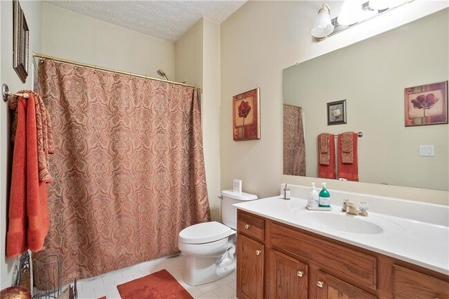 Building Photo - 130 S Links Dr