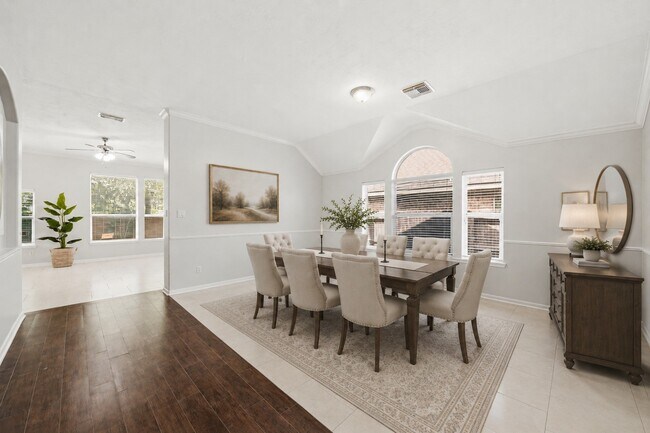 Building Photo - 11308 Windy Dawn Dr