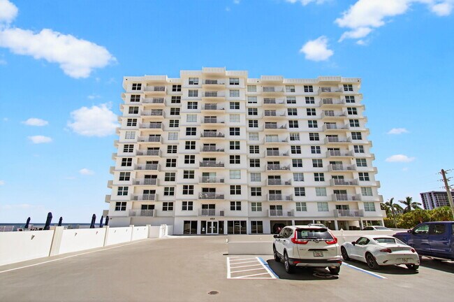 Building Photo - 4511 S Ocean Blvd