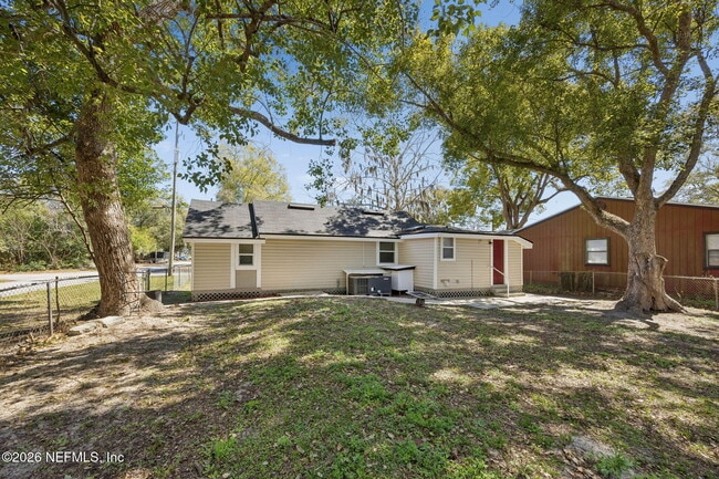 Building Photo - 3502 Fleet St