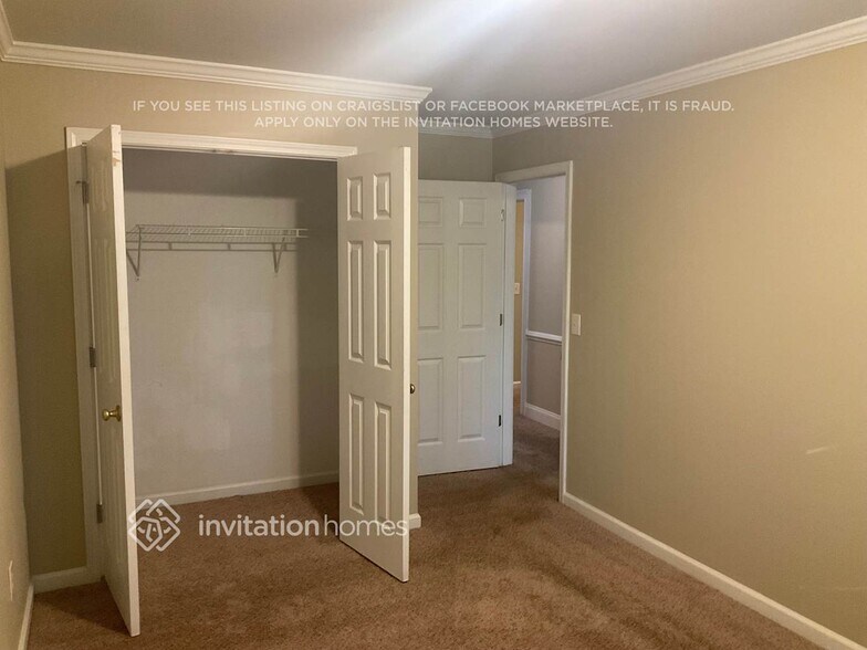 Building Photo - 3650 Deer Trail NW