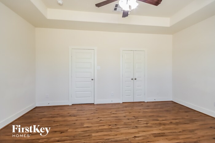 Building Photo - 21611 Royal Troon Dr