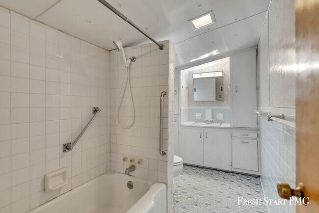Building Photo - Cozy and Convenient Home for Rent