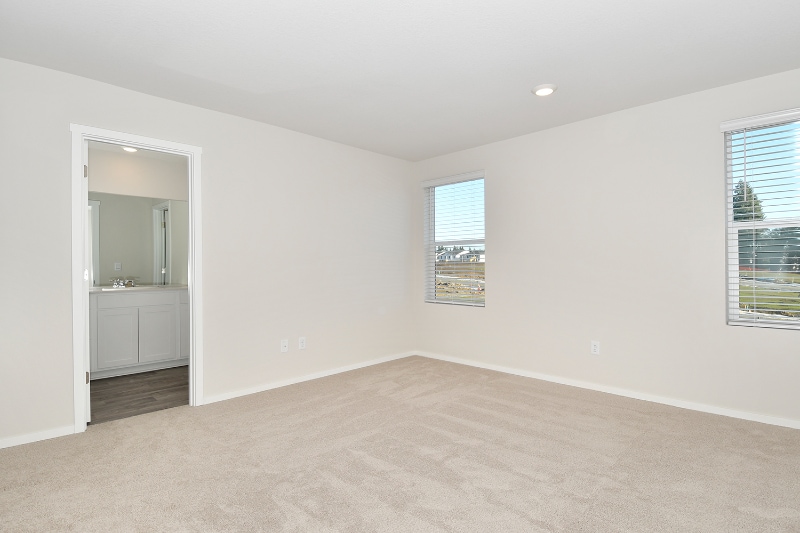 Building Photo - 208 N 28th Pl