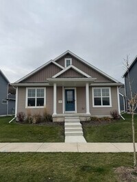 Building Photo - 2175 Autumn Lake Parkway