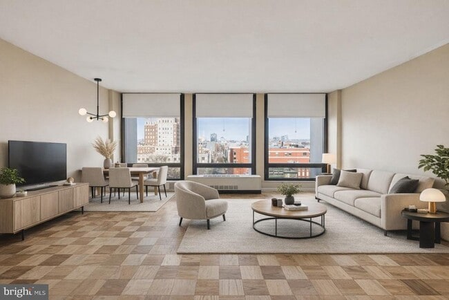 Building Photo - 200 Locust St