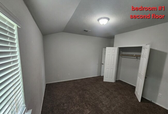 Building Photo - Owner still upgrading. Photos are not final product(Updating Soon)