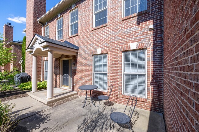 Building Photo - 5706 Hampshire Ln