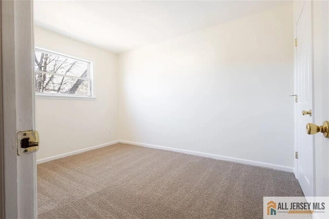Building Photo - 234 Inza St