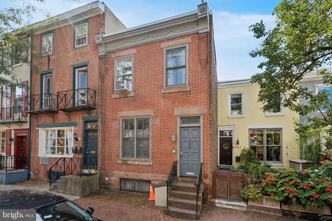Building Photo - 2320 Lombard St