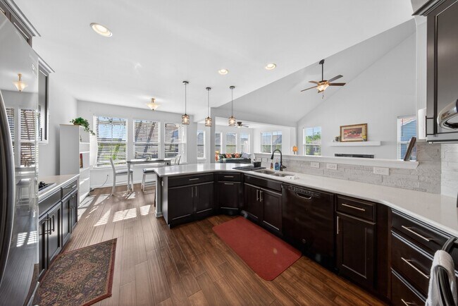 Building Photo - 2719 Van Cliburn Cir