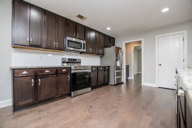 Building Photo - A Home To Grow In To