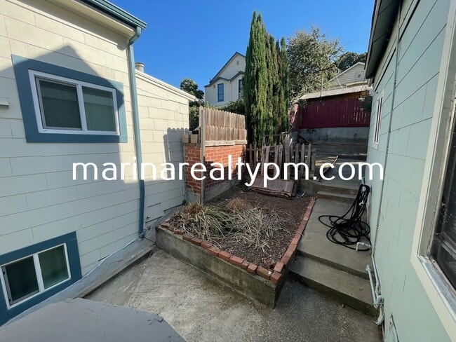 Building Photo - WATER VIEW-Welcome to this charming 2-bedr...