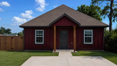 Building Photo - Beautiful New 3-Bedroom Home with Modern Finishes