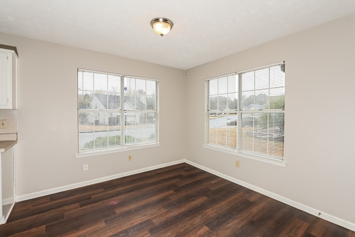 Building Photo - 6511 Mill Ct