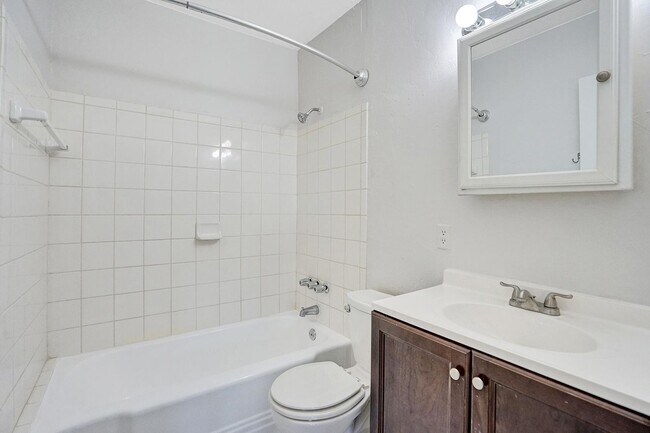 Building Photo - 7741 Northwest 33rd Street