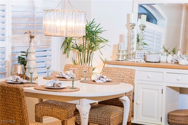 Building Photo - 22631 Island Lakes Dr