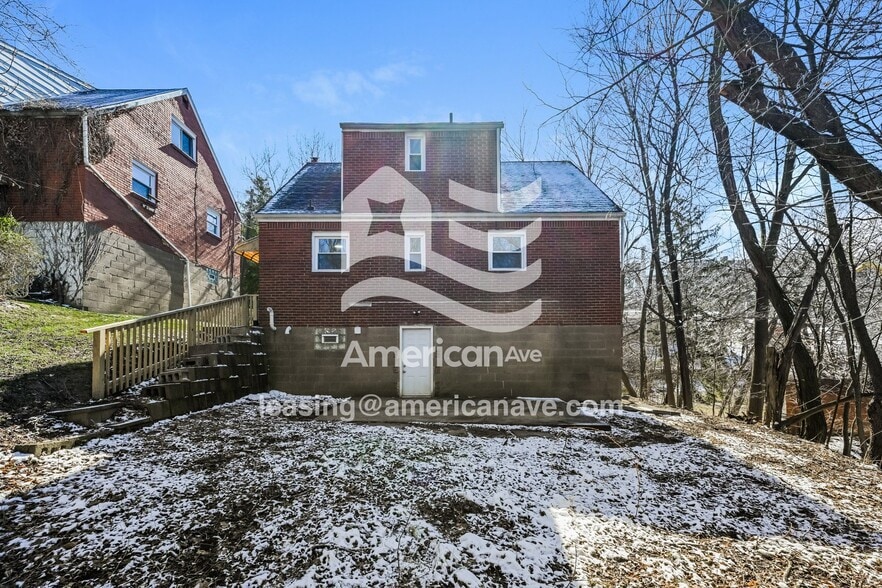 Building Photo - 1727 Wesley St