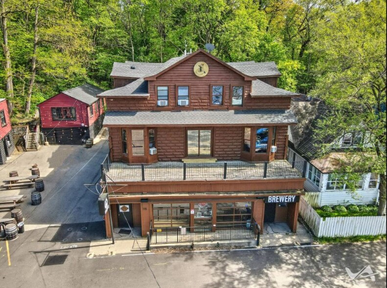 Building Photo - 115 Nippersink Blvd